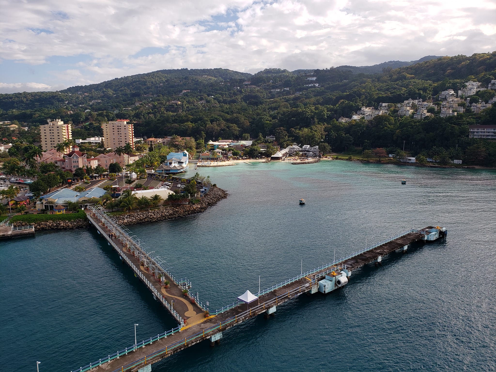 Ocho Rios, Jamaica. How to do Dunn River Falls on your own.